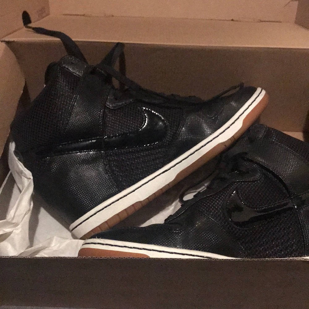 NIKE WMNS DUNK SKY HI MESH